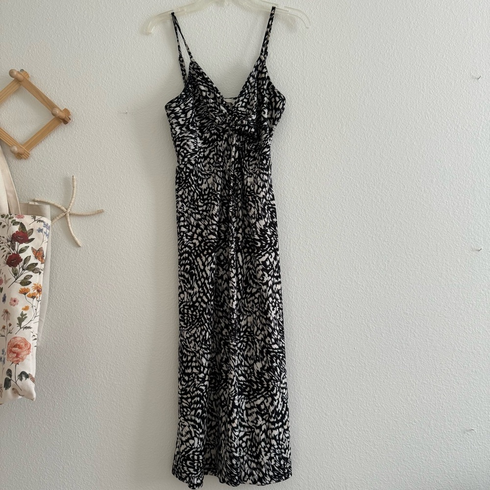 H&M Black and White Midi Dress